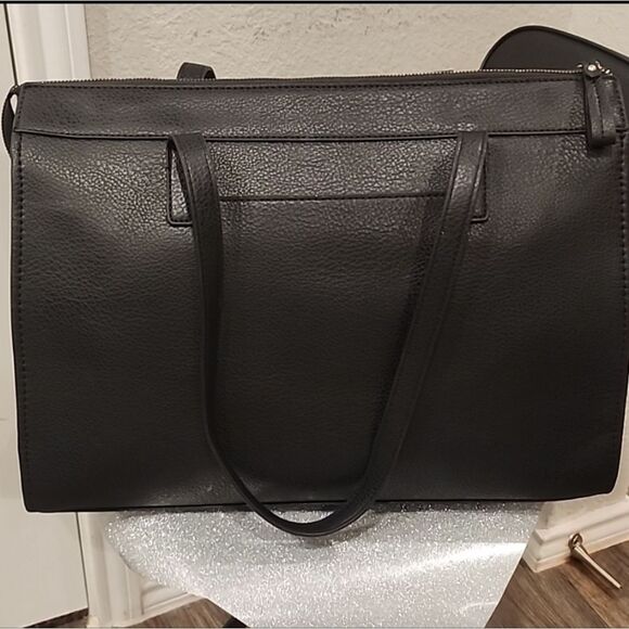 London Fog Lexi Crossbody Bag- Black - Picture 6 of 8